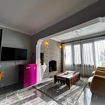 Serenity Mountain House Apartmán